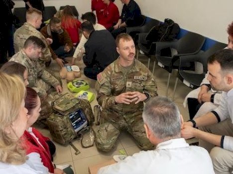 kfor-me-trajnim-per-shpetimin-e-jetes-me-personelin-mjekesor-ne-obiliq