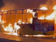 zvicer:-zjarr-ne-nje-autobus,-6-te-vdekur-dhe-disa-te-plagosur
