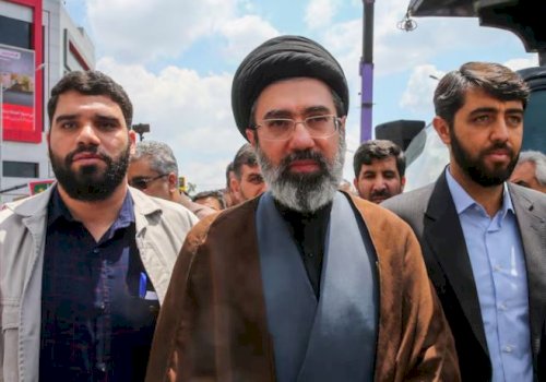 konfirmohet-nga-irani:-lideri-i-ri-suprem-mojtaba-khamenei-eshte-plagosur-lehte