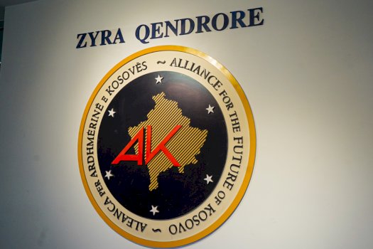 aak-ja-mban-neser-konference-per-media