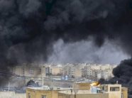 izraeli-thote-se-po-kryen-nje-‘vale-te-gjere’-sulmesh-ndaj-iranit,-goditi-nje-kompleks-zhvillimi-te-armeve-berthamore