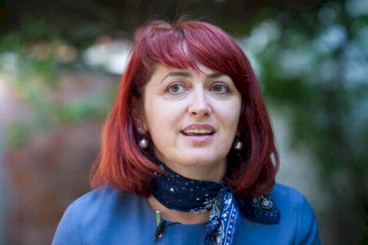 eliza-hoxha:-hashim-thaci-eshte-vet-shteti