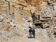 humb-jeten-43-vjecari-ne-nje-gurore-ne-dajt