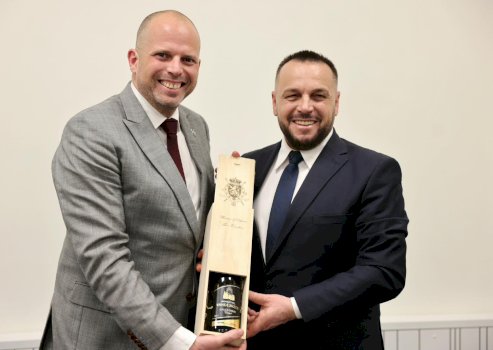 ministri-maqedonci-takon-homologun-belg,-diskutohet-thellimi-i-bashkepunimit-ndermjet-ushtrive