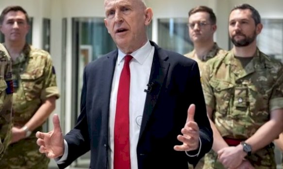 sekretari-britanik-i-mbrojtjes:-dora-e-fshehur-e-putinit-udheheq-sulmet-e-iranit-ne-luften-qe-po-zgjerohet