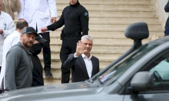 vizita-ne-spital-dhe-takimi-i-fundit-me-babain,-nje-vit-nga-rikthimi-i-hashim-thacit-ne-kosove