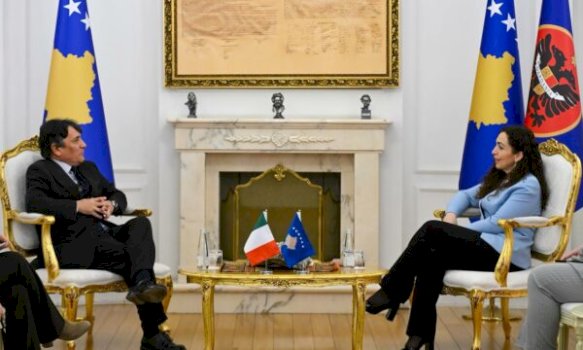 osmani-pret-ne-takim-ambasadorin-italian,-diskutojne-per-zhvillimet-politike-ne-kosove