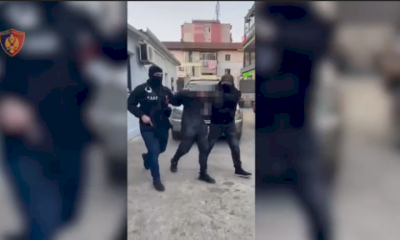 policia-e-shqiperise-e-arreston-ne-fushe-kruje-36-vjecarin-e-denuar-nga-kosova,-pritet-ekstradimi-i-tij