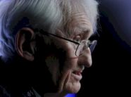 shuarja-e-filozofit-gjerman-habermas-ne-moshen-96-vjecare,-ai-kishte-mbrojtur-bombardimet-e-nato-s-ne-vitin-1999