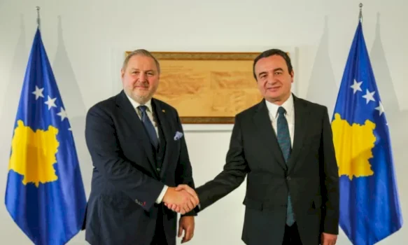 raportuesi-estonez-uron-kurtin-per-kompromiset:-besoj-se-eshte-e-dobishme-per-be-ne-dhe-kosoven