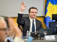 kurti:-projekte-te-medha-e-pune-te-mira-na-presin