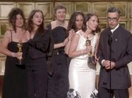 aktorja-nga-kosova-shkelqen-ne-skenen-me-te-madhe-te-filmit-–-fiton-cmimin-oscar-per-filmin-e-shkurter-me-aktore