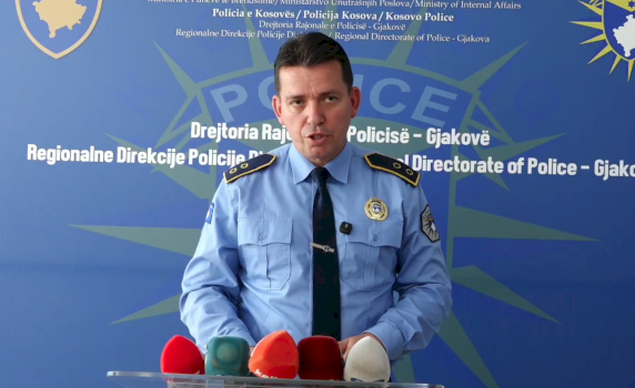 vrasja-ne-gjakove,-elezi:-ne-vendin-e-ngjarjes-u-gjet-nje-arme-zjarri-dhe-gezhoja