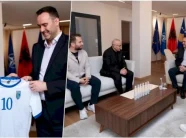 ministri-konjufca-pret-ademin-dhe-zyrtaret-e-ffk-se-para-ndeshjes-historike-me-sllovakine