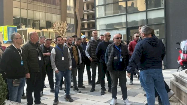 ​protestojne-punetoret-e-“prishtina-parking”,-paralajmerohet-greve