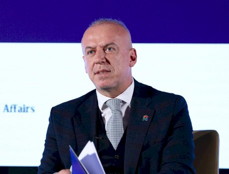 qorrolli-pas-heqjes-se-masave:-drame-politike,-bie-si-nje-skenografi-e-lodhur-e-opozites