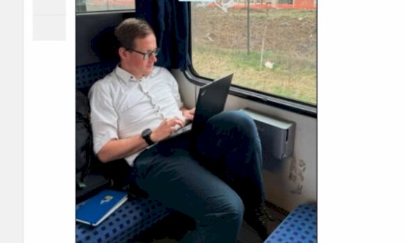 zevendesambasadori-gjerman-udheton-me-tren-nga-prishtina-ne-peje