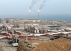 irani-thote-se-shba-dhe-izraeli-kane-goditur-objektet-e-tij-te-naftes-dhe-gazit-natyror