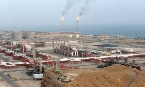 irani-thote-se-shba-dhe-izraeli-kane-goditur-objektet-e-tij-te-naftes-dhe-gazit-natyror