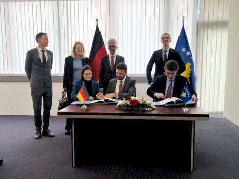 nenshkruhet-kredia-80-milione-euro-per-reformat-ne-sektorin-e-energjise