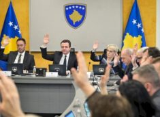 mbahet-mbledhja-e-qeverise,-ky-eshte-rendi-i-dites