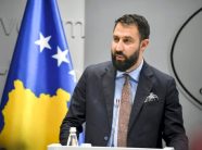 krasniqi-themelon-grupin-punues-per-bordin-e-mitrovices:-ka-ndihmuar-ne-projektet-si-urat-e-reja