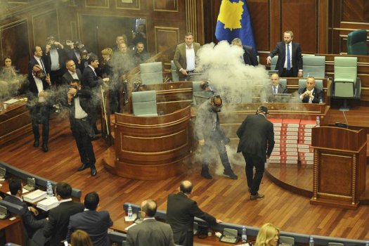 gazi-lotsjelles-i-para-10-vjetesh-ne-parlament,-shpallen-te-pafajshem-haxhiu-dhe-te-tjeret