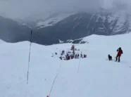 aksion-shpetimi-me-rreth-80-persona-e-6-helikoptere-orteku-gjigand-ne-itali-i-merr-jeten-dy-personave,-tre-te-tjere-plagosen-rende