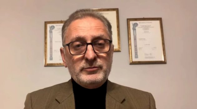 albert-prenkaj:-e-si-mund-te-mos-kete-gjykata-kushtetuese-e-kosoves-juridiksion-mbi-statutin-e-bashkesise-se-komunave-me-shumice-serbe?