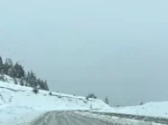 bora-ne-mal-te-zi,-qendra-per-menaxhim-kufitar-tregon-se-rruga-peje-pkk-kulle-rozhaje-eshte-e-pakalueshme-per-kamione