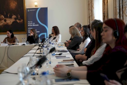 dita-boterore-e-ujit:-grate-fermere-ne-qender-te-diskutimit-mbi-menaxhimin-e-ujerave-ne-kosove