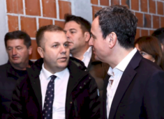 sallahu-kerkon-nga-kushtetuesja:-shpalleni-te-pavlefshem-dekretin-e-osmanit,-vendi-te-mos-shkoje-ne-zgjedhje