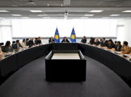 delegacioni-faktmbledhes-i-organizatave-evropiane-te-gazetareve-i-shkojne-ne-zyre-kurtit,-zkm-del-me-njoftim