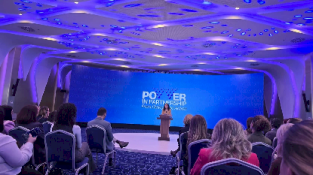 osmani-per-fushaten-kunder-saj:-kur-propaganda-mund-ta-kthej-kedo-ne-tradhtar-brenda-nates,-demokracia-eshte-ne-rrezik