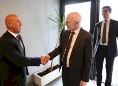 haradinaj-takon-ambasadorin-francez,-guerot