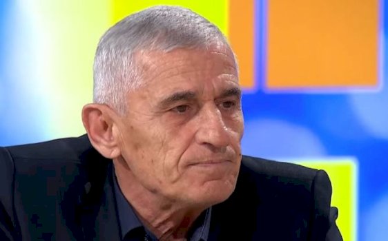 “e-kane-vra-krejt-familjen,-i-kane-djeg”,-i-mbijetuari-i-masakres-se-poklekut-flet-mes-dhimbjes-dhe-loteve