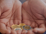 bie-numri-i-perfituesve-te-ndihmave-sociale,-mitrovica-dhe-vushtrria-me-numrin-me-te-madh-te-rasteve