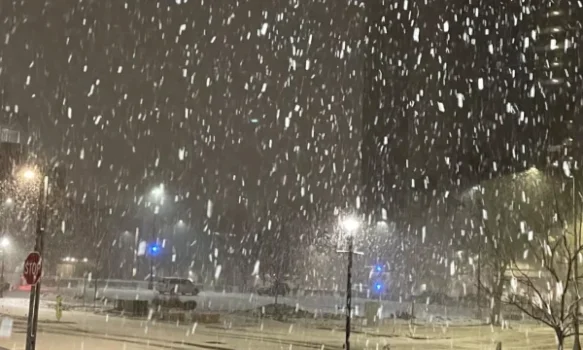 efektet-e-nje-cikloni-te-fuqishem-pritet-te-ndihen-sonte-ne-kosove,-parashikohet-shi-e-bore-gjate-nates