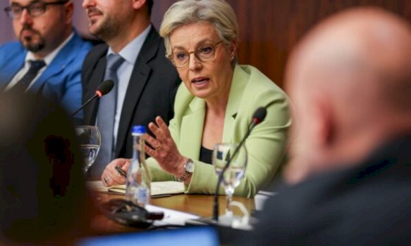 “shkarkimi-i-gjyqtareve-e-prokuroreve-per-mungese-pune…”,-gervalla:-pako-per-reformen-ne-drejtesi-do-te-procedohet-shpejt