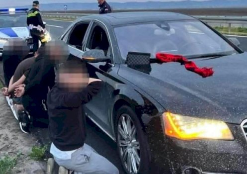 publikuan-video-me-bluzen-“shqiperi-etnike”,-4-shqiptaret-e-ndaluar-ne-serbi-do-te-lirohen