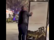 nipi-i-heroit-rrezon-billboardin-e-ekspozites-“masakrat-ne-kosove-1998-1999”