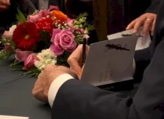 “kur-heshtja-flet”/-liber-per-gjyqin-e-uck-se,-apel-per-drejtesi-dhe-debat-mbi-procesin-ne-hage