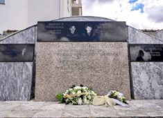 kurti-shkruan-per-masakren-e-podujeves:-per-krimet-e-serbise-ka-deshmi-e-deshmitare,-ato-duhet-shnderrohen-ne-aktakuza-e-denime