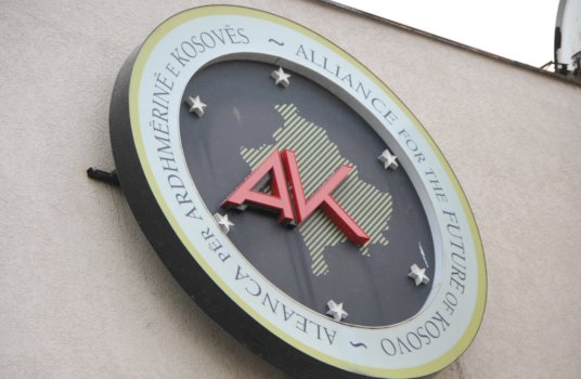 aak-ja-denon-ekspoziten-e-gashit:-perpjekje-per-shtremberim-te-se-vertetes-historike