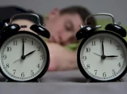 sonte-pas-mesnate-nderrohet-ora,-akrepat-levizin-nje-ore-para,-nga-2:00-ne-3:00