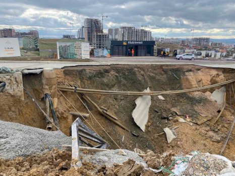 shembja-e-rruges-ne-prishtine-intervistohet-pronari-i-nje-kompanie,-rasti-iniciohet-si-shkaktim-i-rrezikut-te-pergjithshem