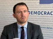 krasniqi:-ka-ardhur-koha-qe-mediat-te-vendosin-standarde-se-ke-promovojne-dhe-ftojne-ne-debate