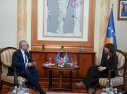 haxhiu-pret-ne-takim-shefin-e-eulex-it,-diskutojne-per-zhvillimet-ne-vend