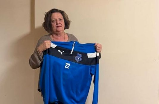 gruaja-e-fadil-vokrrit-mbeshtet-djemte-e-kombetares