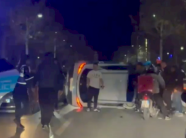 nuk-iu-bind-urdhrit-per-t’u-ndalur,-i-mituri-ne-vlore-perplas-veturen-e-policise-dhe-le-te-lenduar-dy-efektive